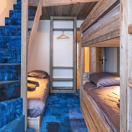 5 Pieces Luxe Pour 11 Pers. A Chalet *